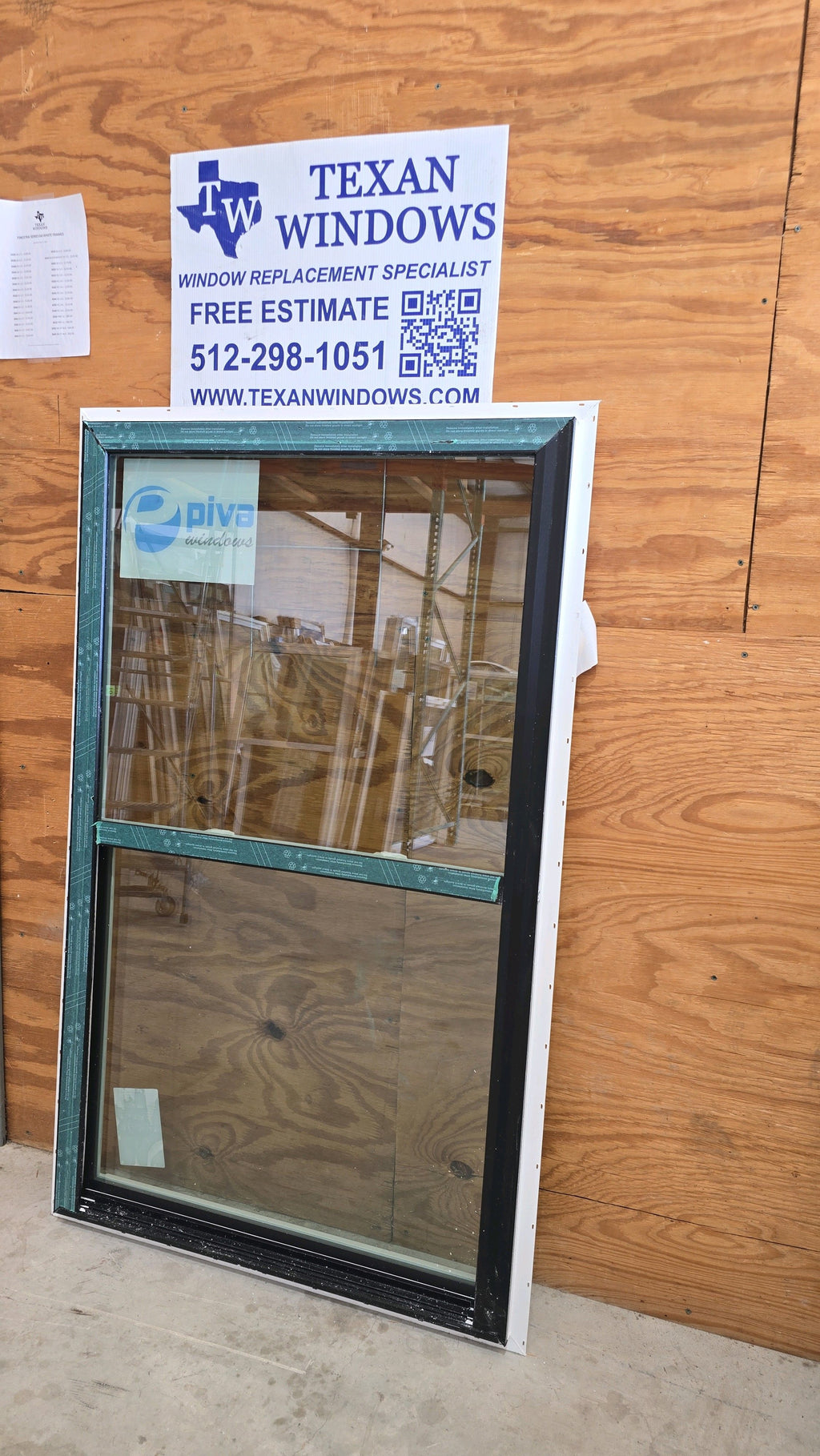 35ft Custom Window Finestra 35.5 x 59.5 Series 64 Black/White Vinyl Single Hung Window ...
