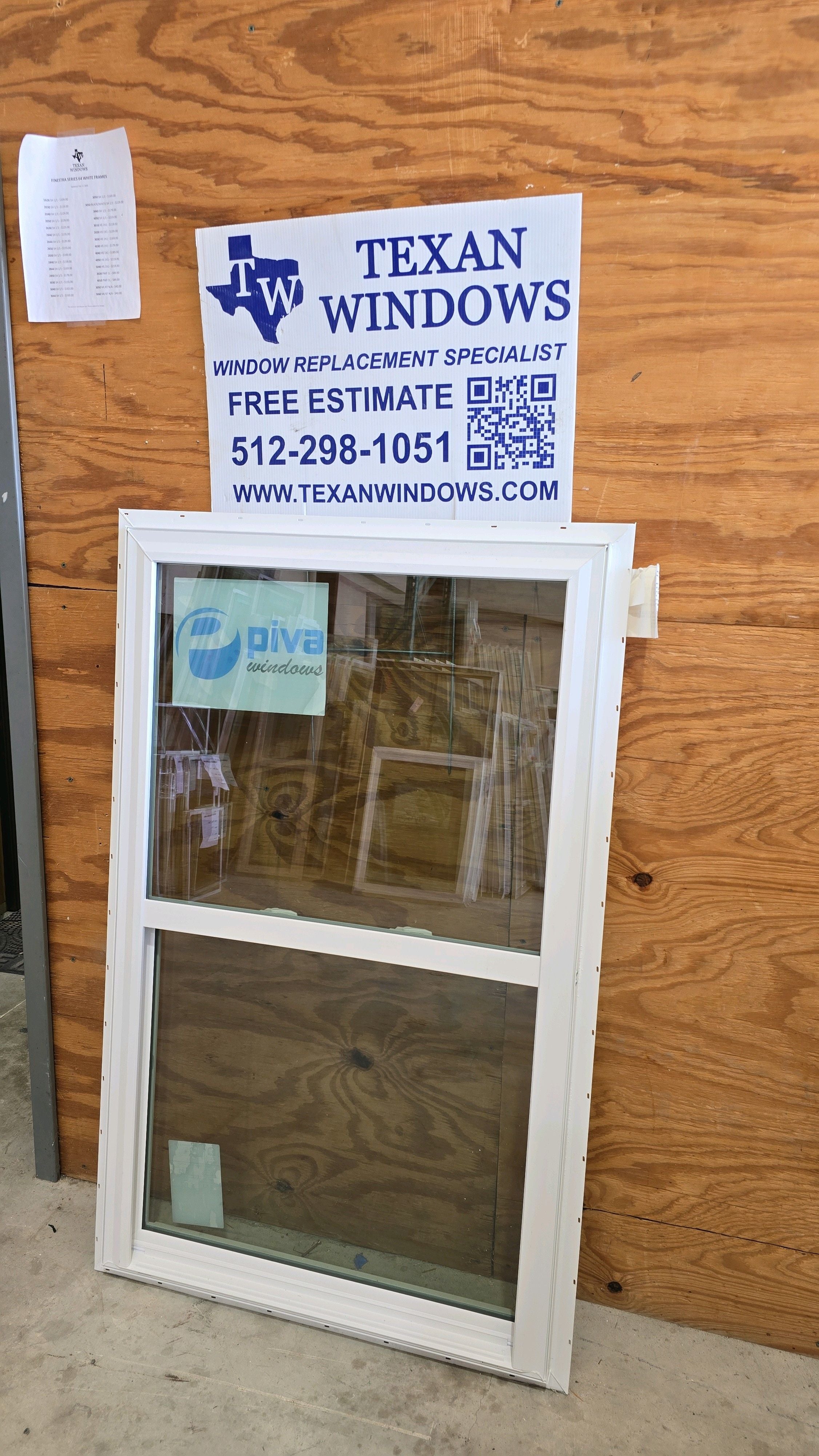 31.5 x 51.5 White Vinyl Single Hung Window - Finestra 64 Series