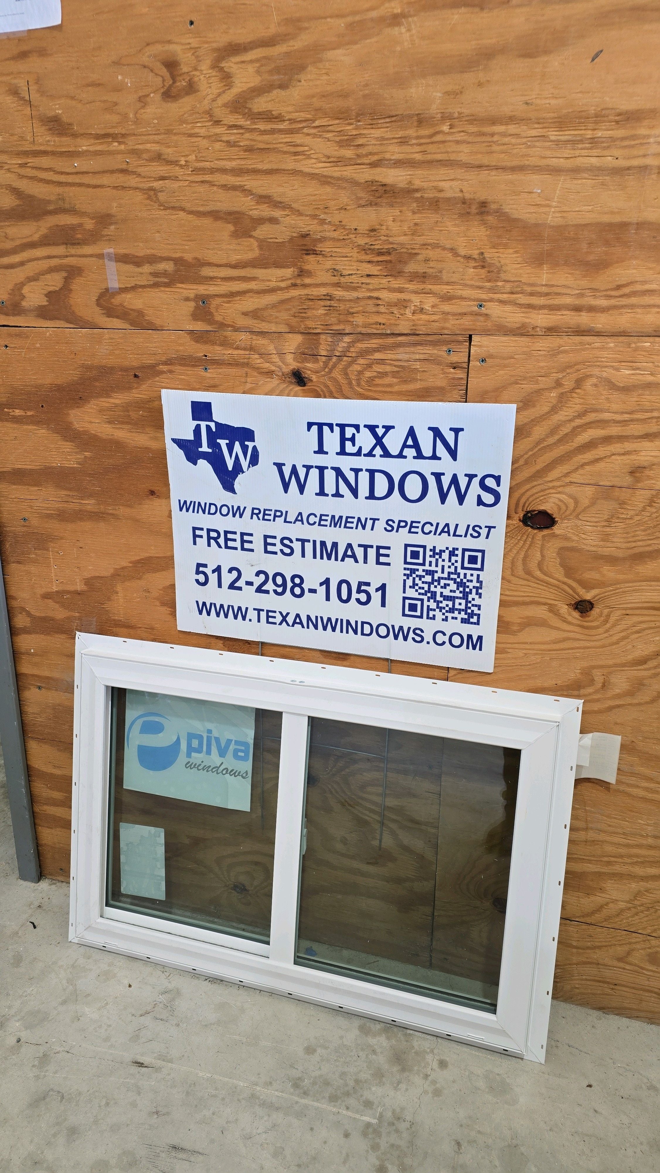 35.5 x 23.5 White Vinyl Horizontal Sliding Window - Finestra 64 Series